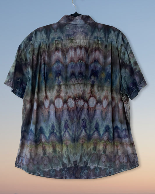 Short Sleeve Button Down Shirt - Dark Arrows - XL