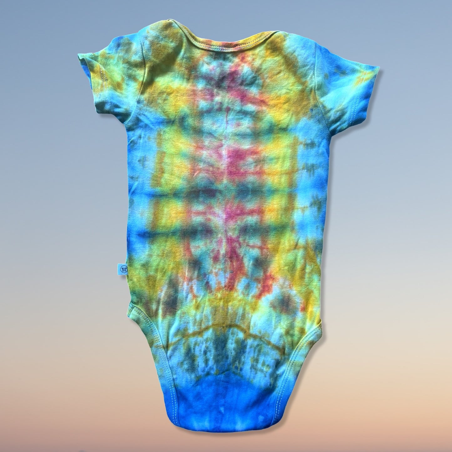 tie dye baby onsier rainbow heart