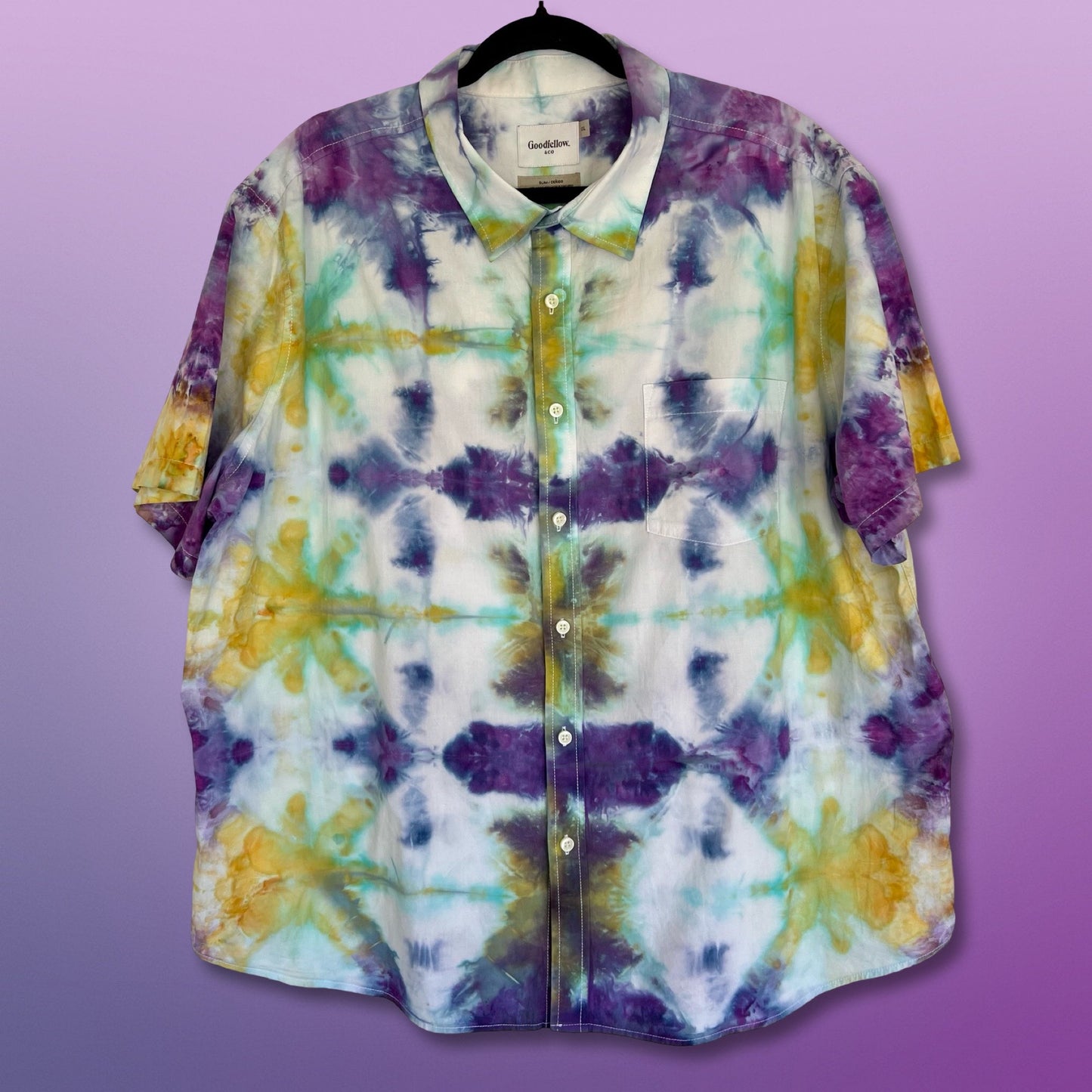 2xl short sleeve mardi gras button down