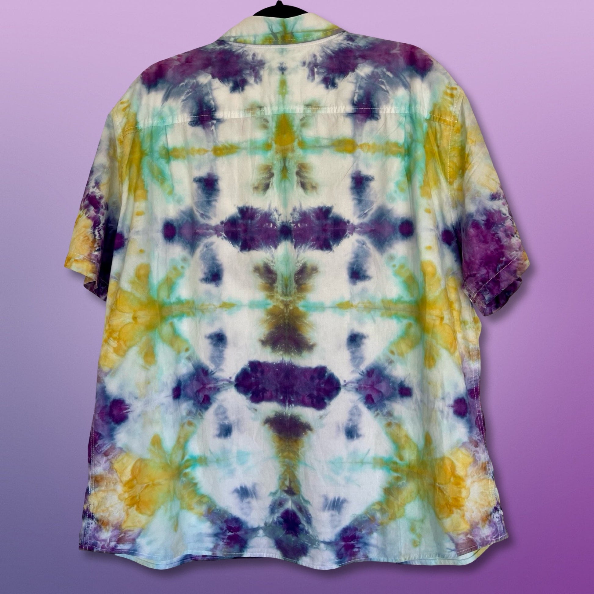 2xl short sleeve mardi gras button down back