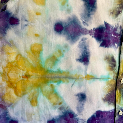 2xl short sleeve shibori fold purple gold green detail