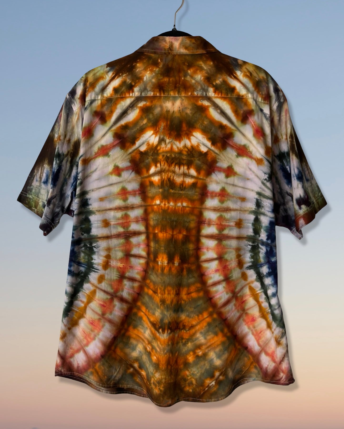 Short Sleeve Button Down Shirt - Rainbow Side Fans - XL