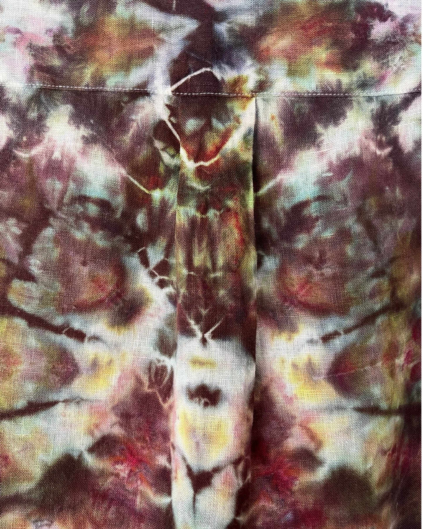 Short Sleeve Button Down Shirt - Linen Kaleidoscope - L